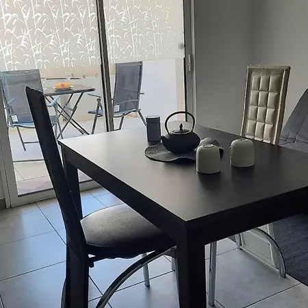 公寓 Cosy Et Lumineux Avec Belle Terrasse, A Deux Pas Du Tram Sabines
